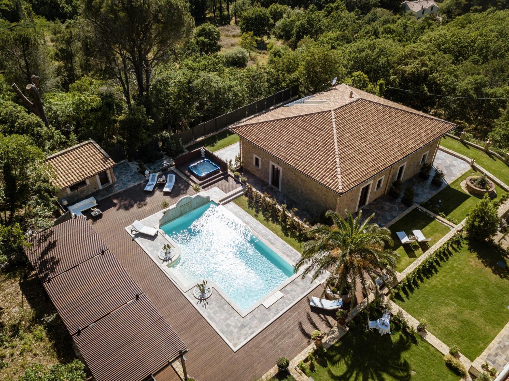 Donna Carolina Luxury Rooms Чефалу Экстерьер фото